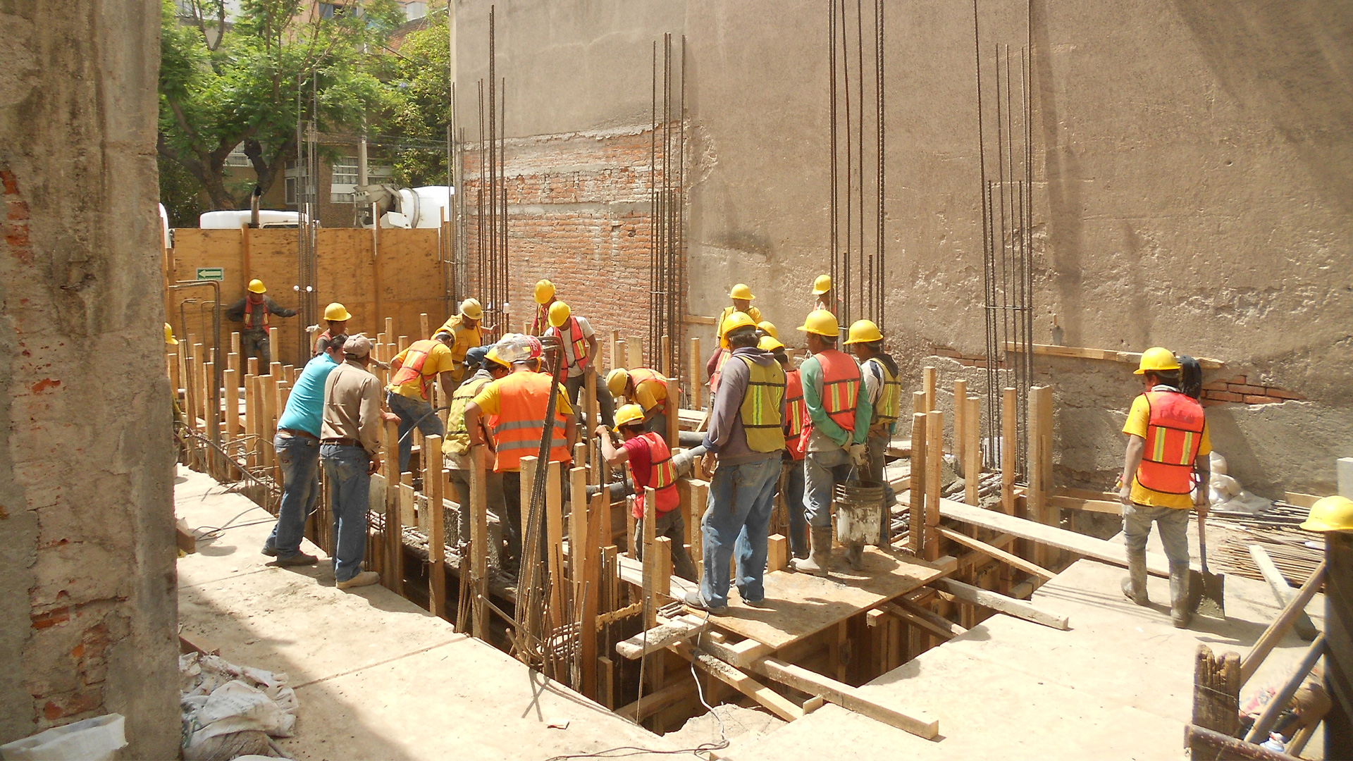 Luvika Construye